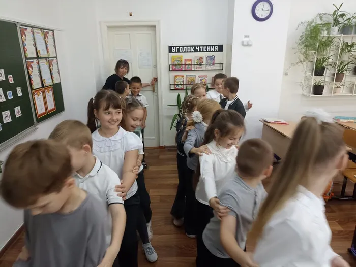 Если сломан светофор, не беги во весь опор!