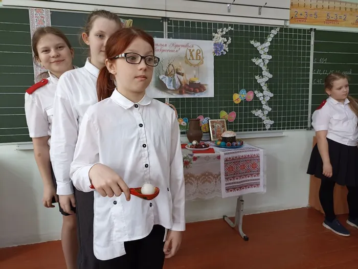 Собирайся, народ, праздник Пасхи у ворот.