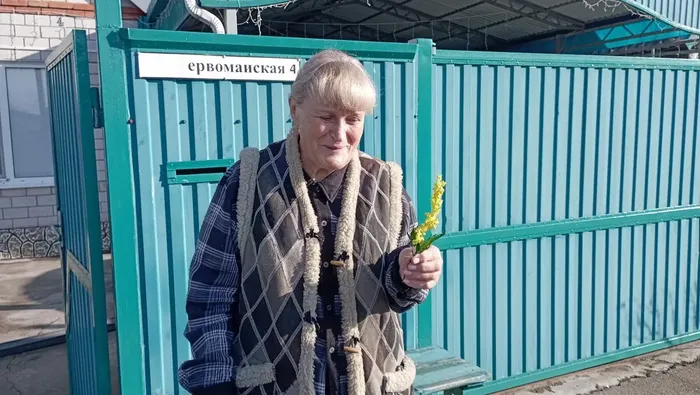 Дарите женщинам цветы