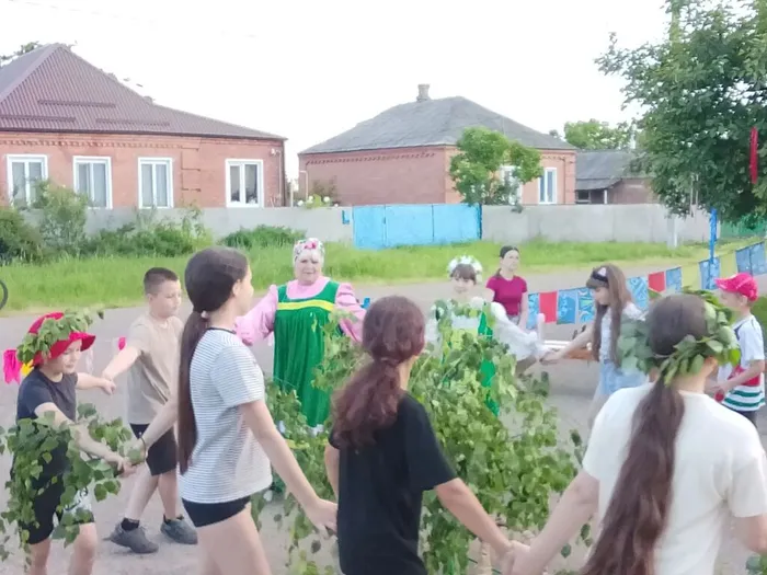 Ах, Троица, Зеленая пора!