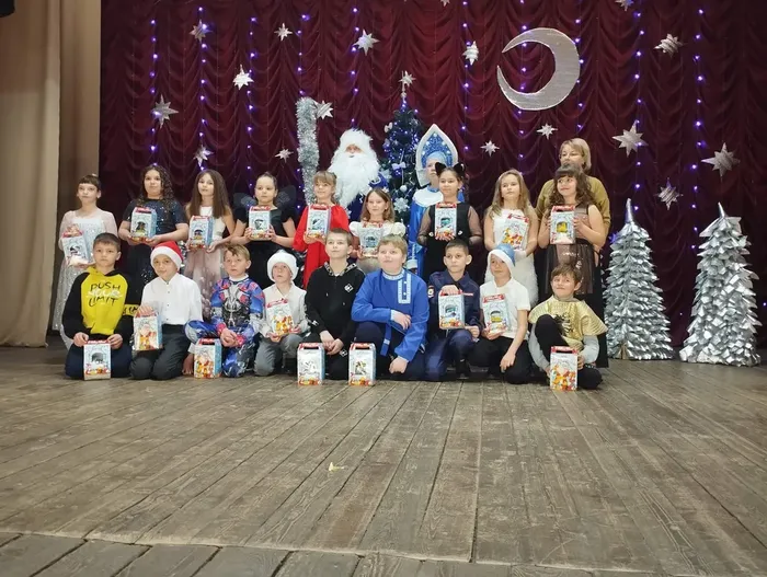 Приключения на новогодней ёлке