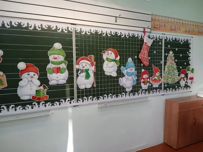 Как "Казачата" украсили класс к Новому году
