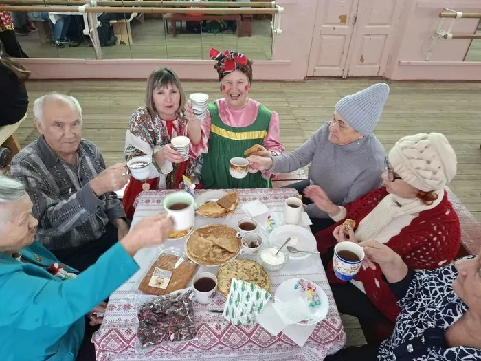 Спеши, народ, Масленица идёт