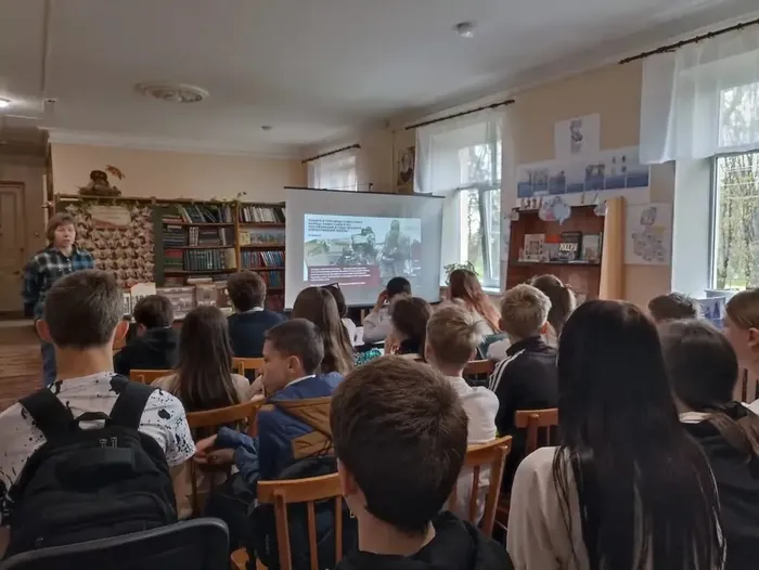 И вспомнить страшно и забыть