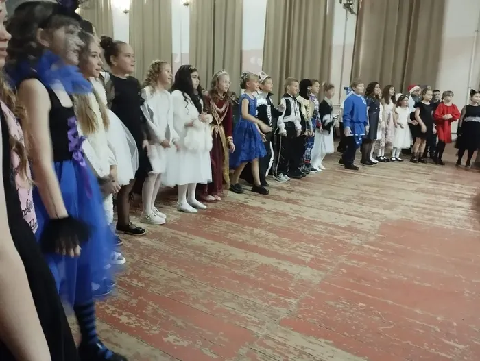 Приключения на новогодней ёлке