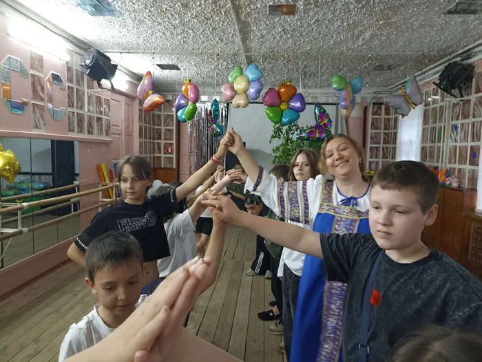 Троицу гуляем! Лето встречаем!