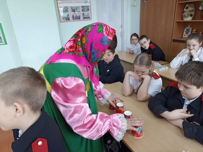 Собирайся, народ, праздник Пасхи у ворот.