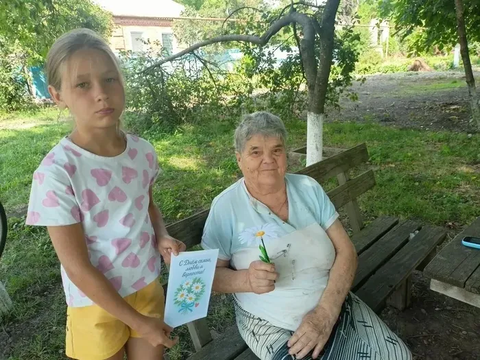 Ромашки — белый лепесток