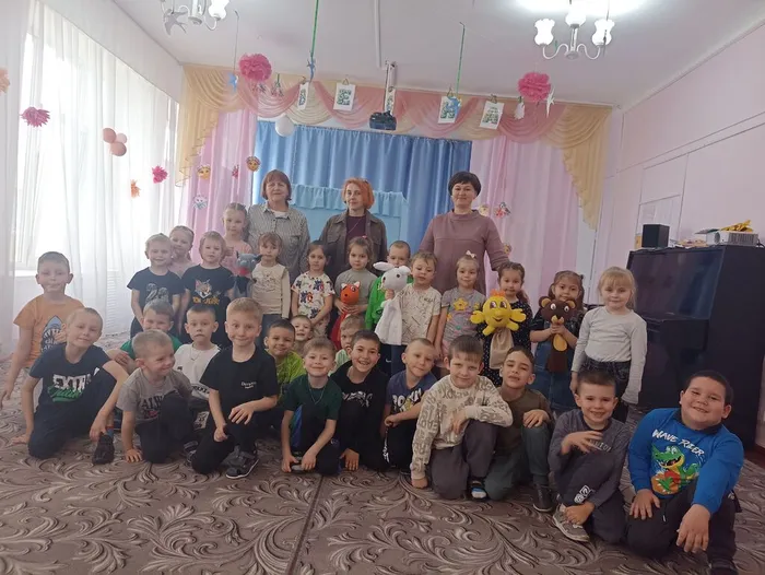 Кукольный театр в гостях у дошколят