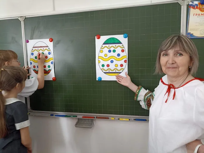 Собирайся, народ, праздник Пасхи у ворот