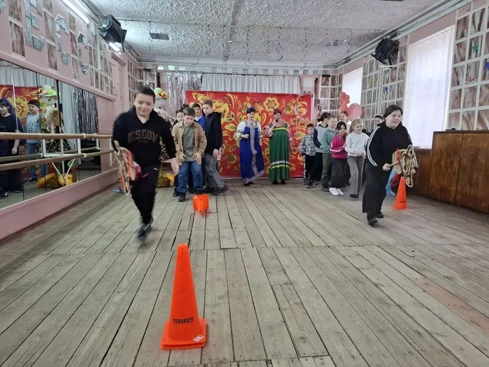 Спеши, народ, Масленица идёт