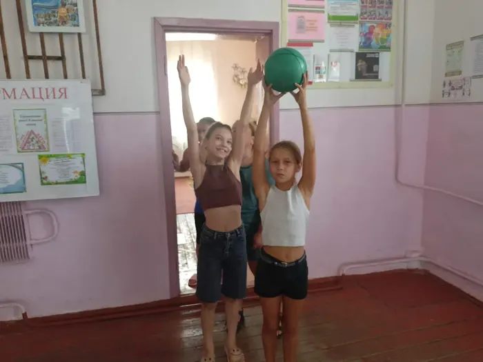 С физкультурой мы дружны, нам болезни не страшны