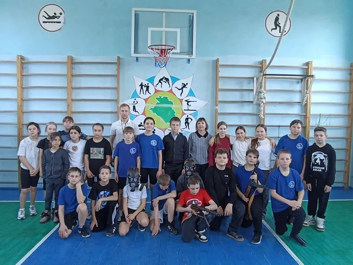 Будем в армии служить