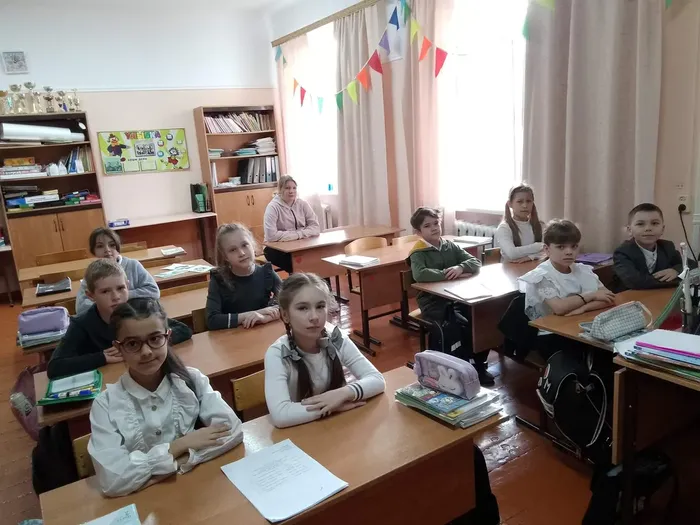 У меня зазвонил телефон