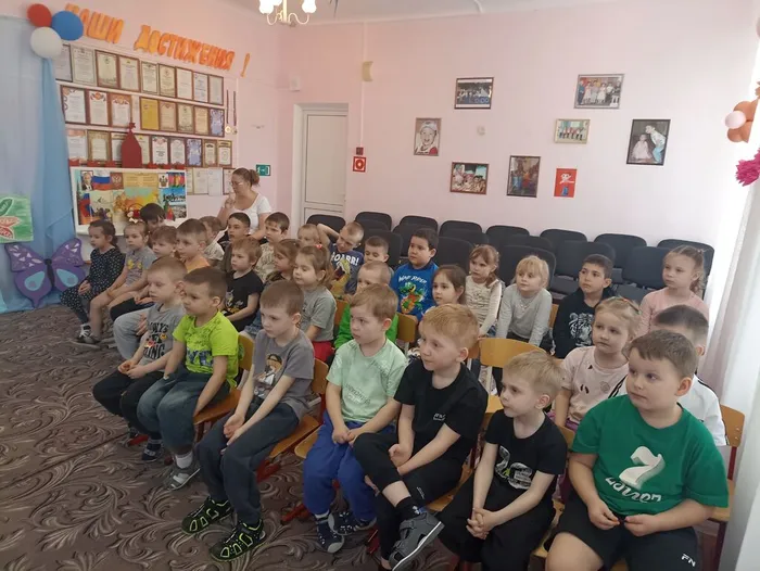 Кукольный театр в гостях у дошколят