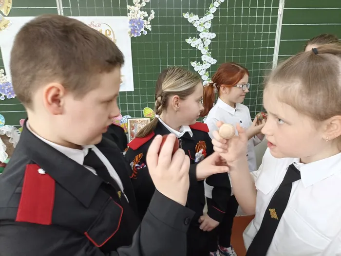 Собирайся, народ, праздник Пасхи у ворот.