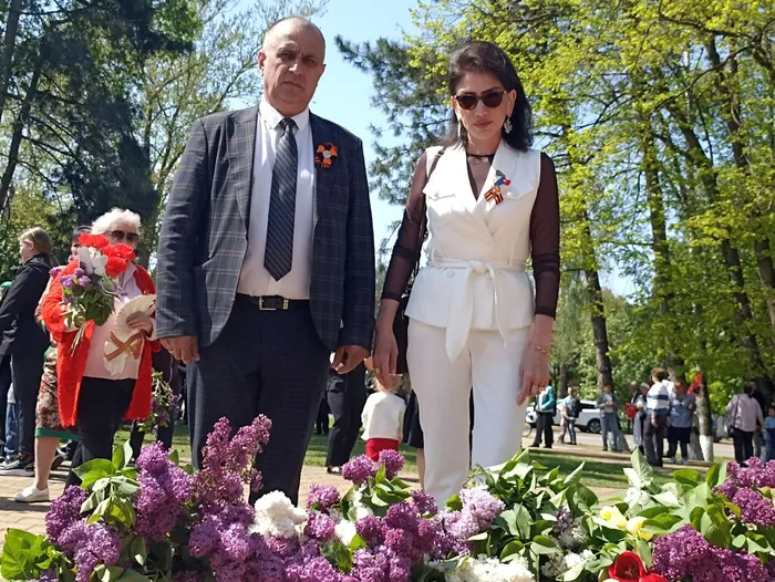 Живёт Победа в поколеньях