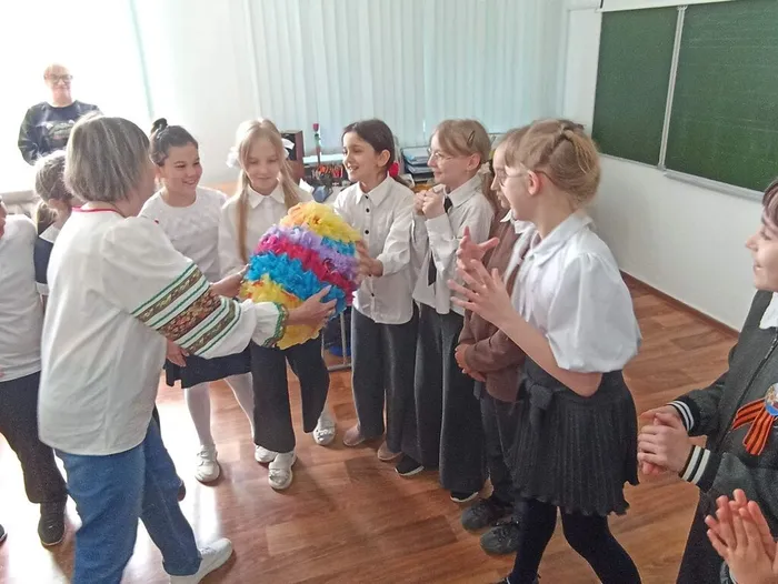 Собирайся, народ, праздник Пасхи у ворот