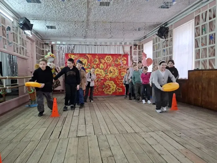 Спеши, народ, Масленица идёт